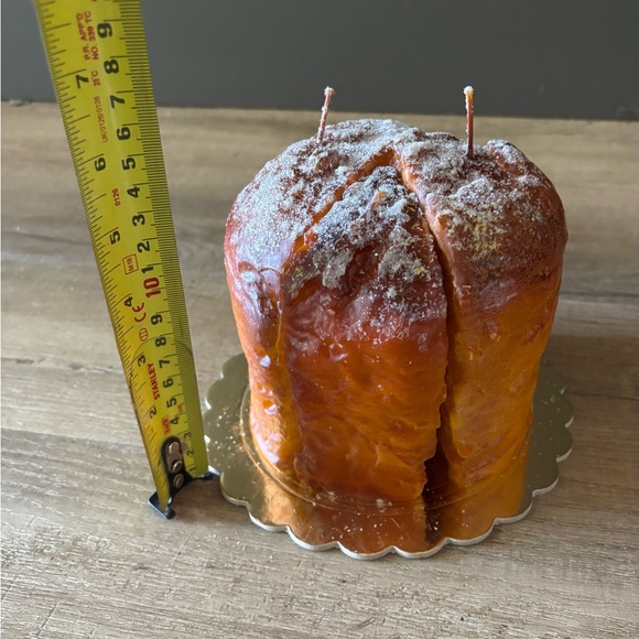 Anthropologie Festive Fruitcake Candle - Picture 4 of 5